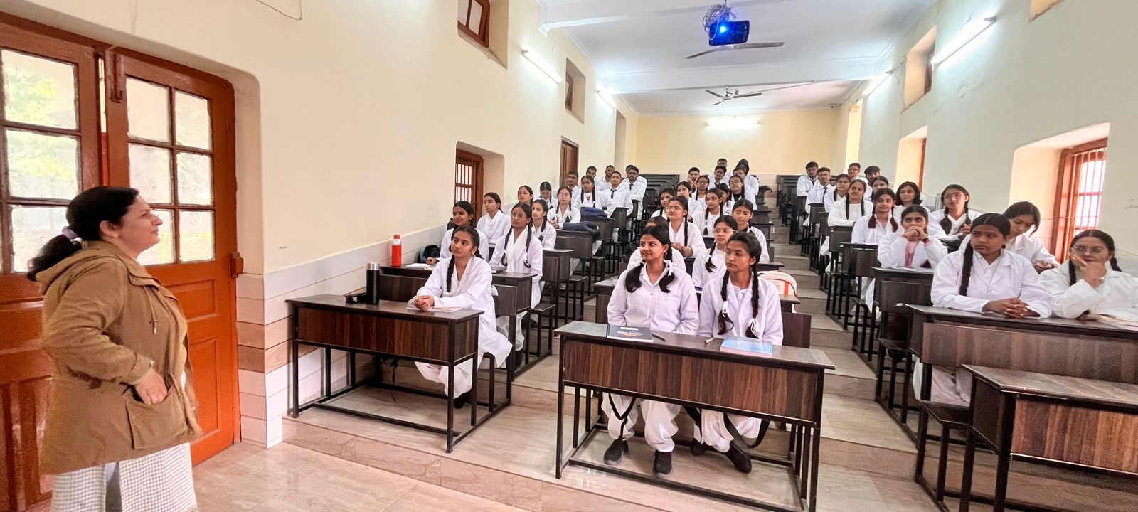 WhatsApp Image 2025-11-23 at 10.18.21